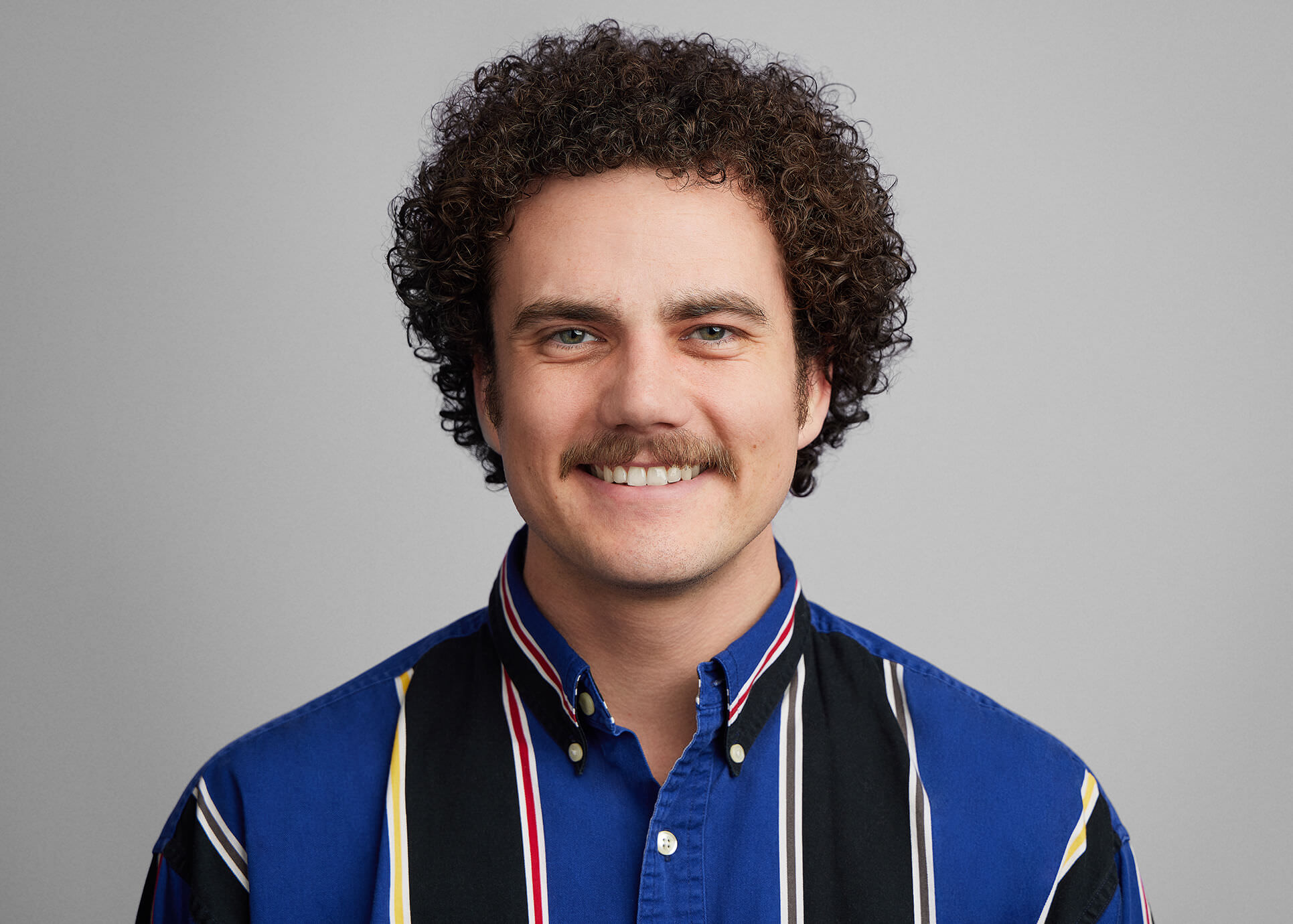 Professional trade show headshot photographer convention portrait booth corporate event photography nationwide - example 11