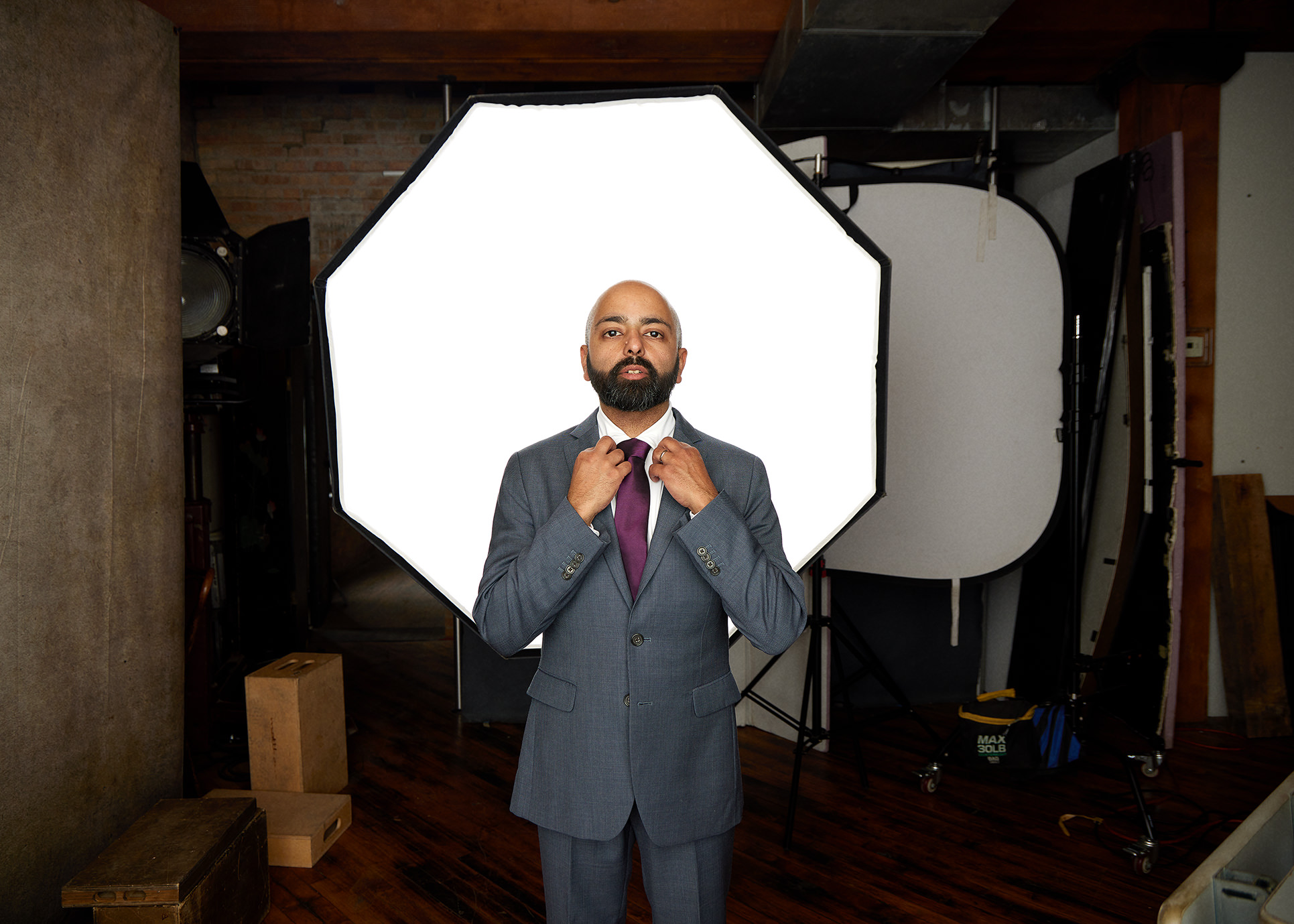 Professional headshot photography Chicago behind the scenes example