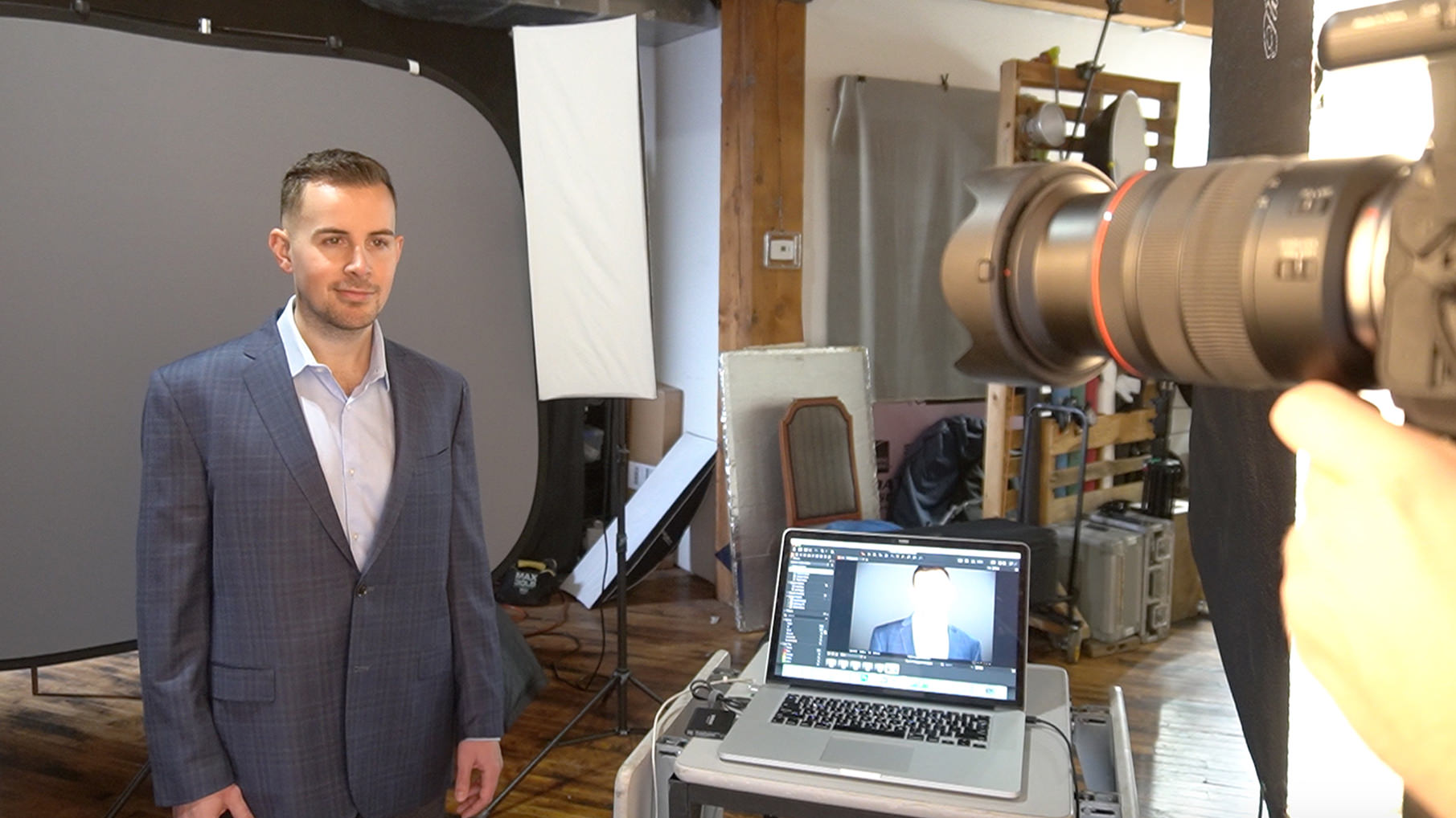 Chicago professional headshot photography behind the scenes first shot - example 4