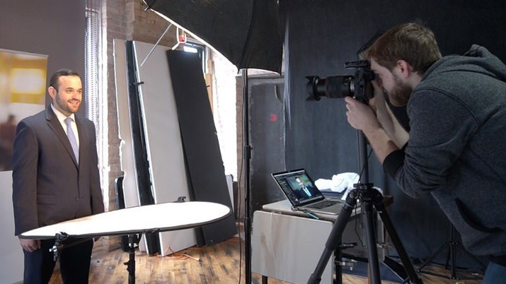 Chicago professional headshot photography behind the scenes first shot - example 17
