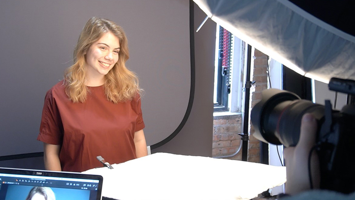 Chicago professional headshot photography behind the scenes first shot - example 25