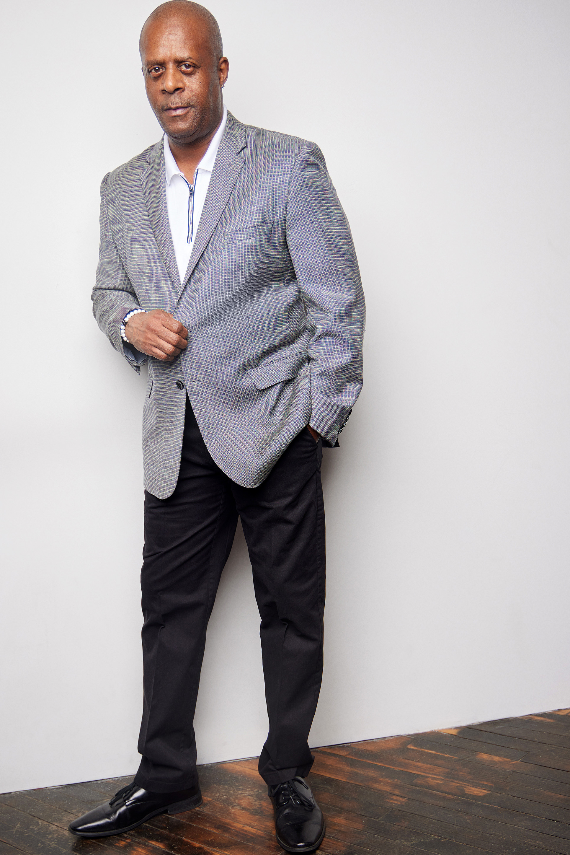 Chicago professional full body business portrait photography