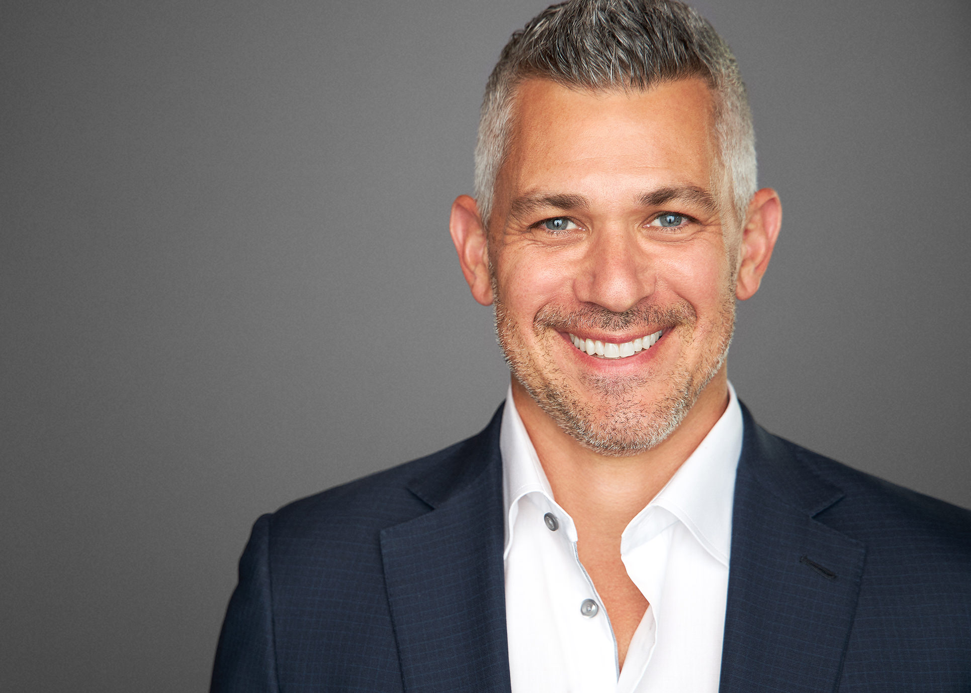 Chicago professional business headshot corporate photography