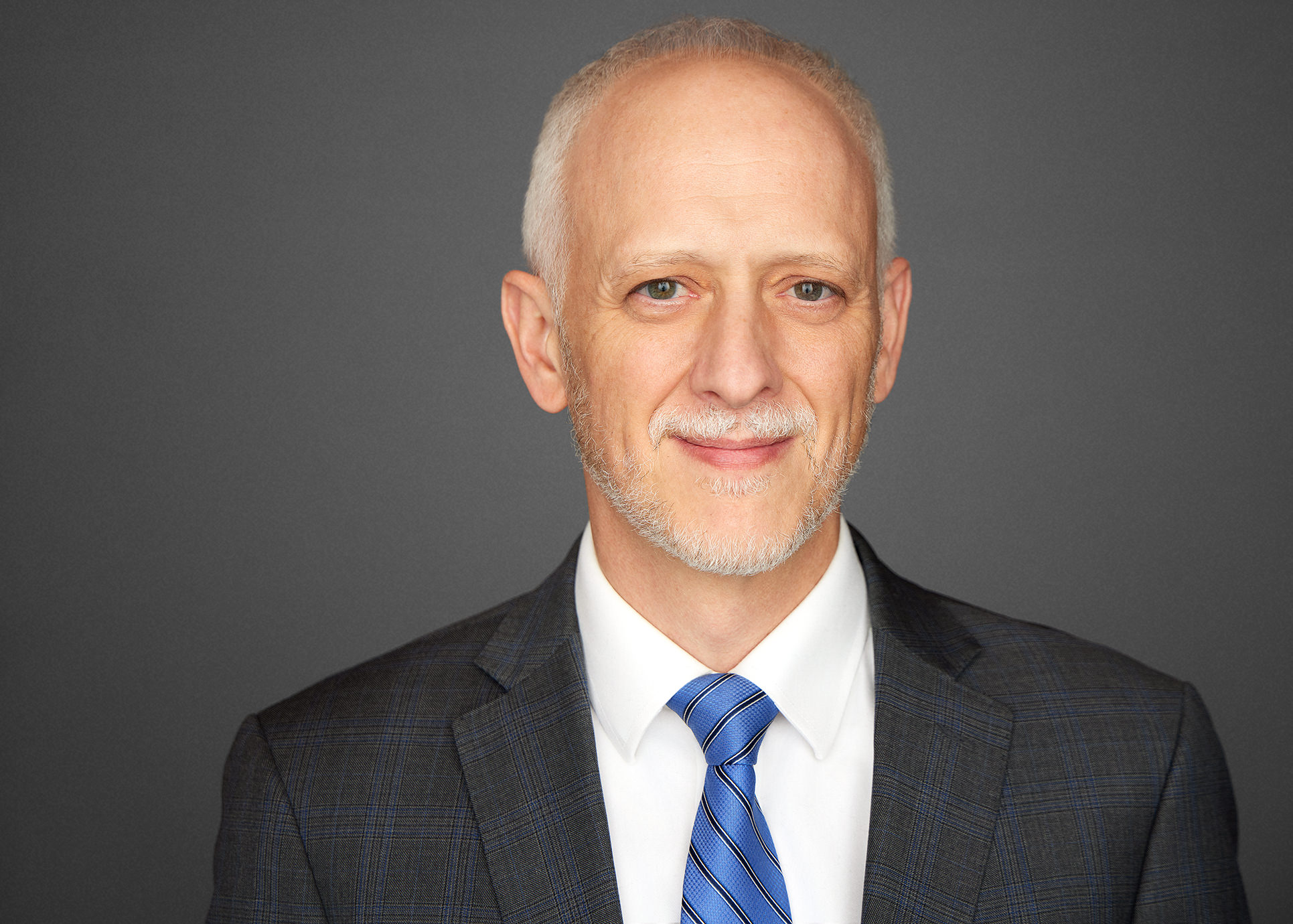 Chicago professional corporate employee headshot photography - example 8