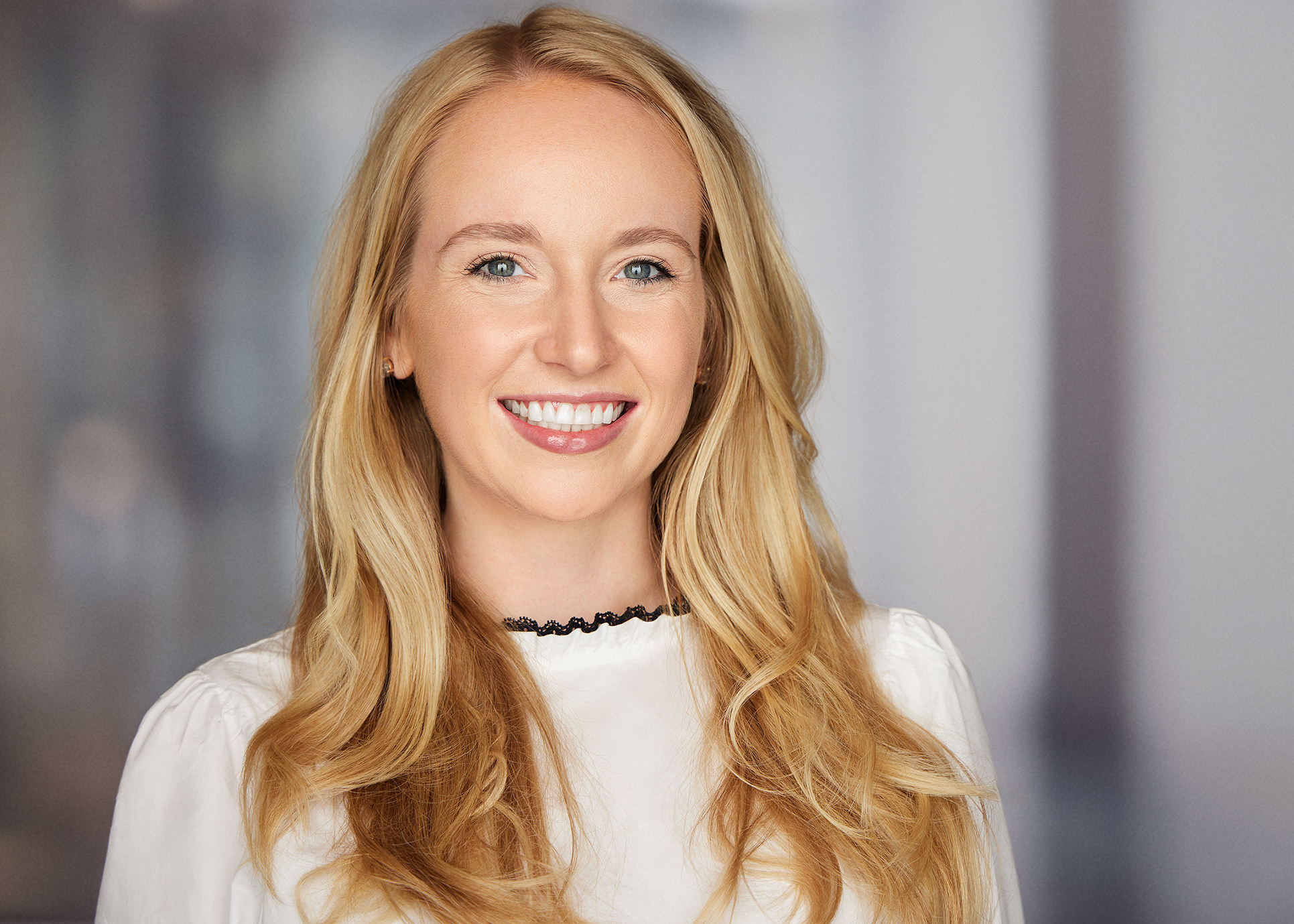 Chicago professional new hire employee corporate headshot photography - example 12